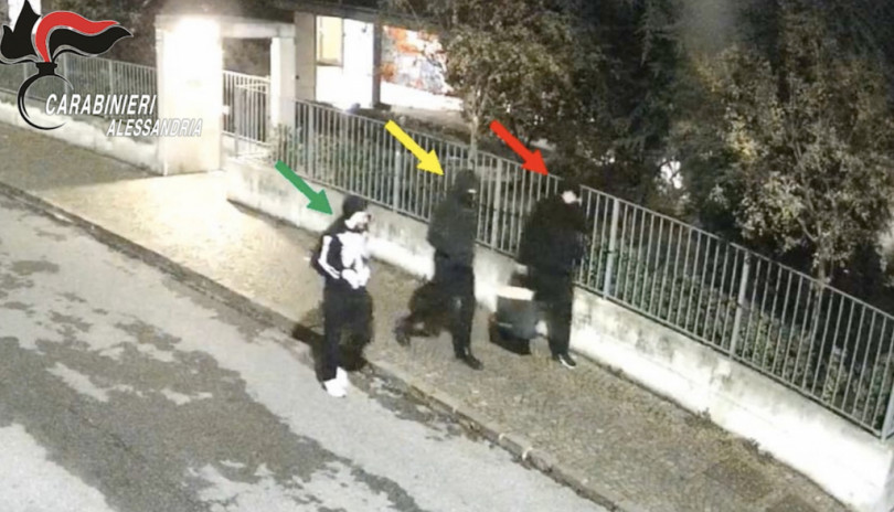 Identificata la banda del buco: tre arresti e due denunce dei Carabinieri
